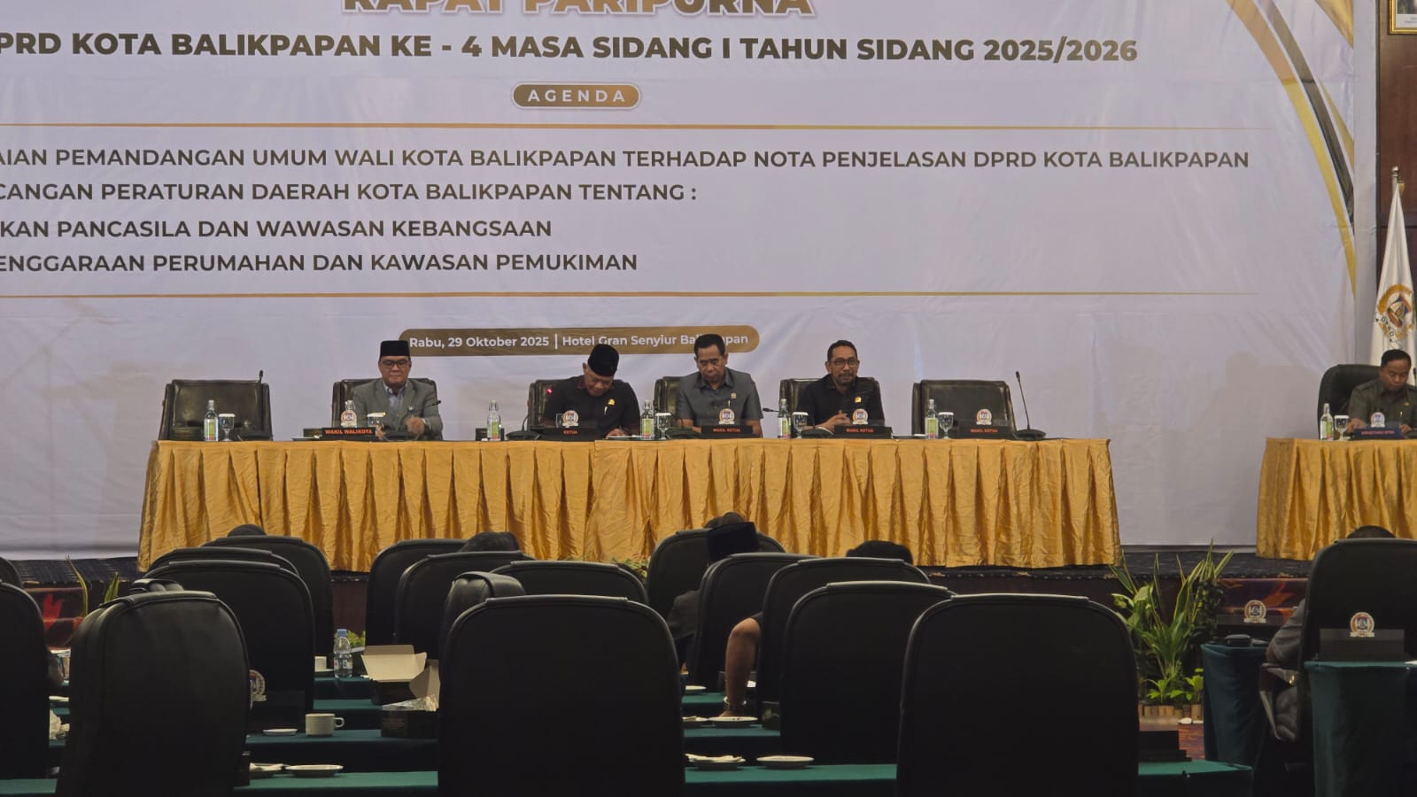 6e404a9b-1e14-4ad5-9664-67f749f50558