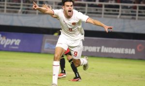 jens-raven-prediksi-perubahan-timnas-indonesia-john-herdman.jpg Selebrasi Jens Raven penyerang Timnas Indonesia saat mencetak gol dalam pertandingan internasional.