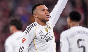 Kylian Mbappe melakukan selebrasi setelah mencetak gol di Liga Top Eropa 2025 bersama Real Madrid.