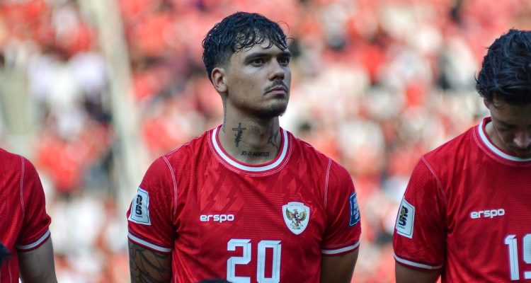 shayne-pattynama-puji-kualitas-rizky-ridho.jpg Shayne Pattynama saat bersiap membela Timnas Indonesia dalam sebuah pertandingan internasional.