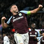 1-aston-villa-menang-lawan-calvin-verdonk-cs.jpg John McGinn kapten Aston Villa melakukan selebrasi penuh semangat dengan mengepalkan tangan setelah mengalahkan tim Calvin Verdonk Cs di kompetisi Eropa.