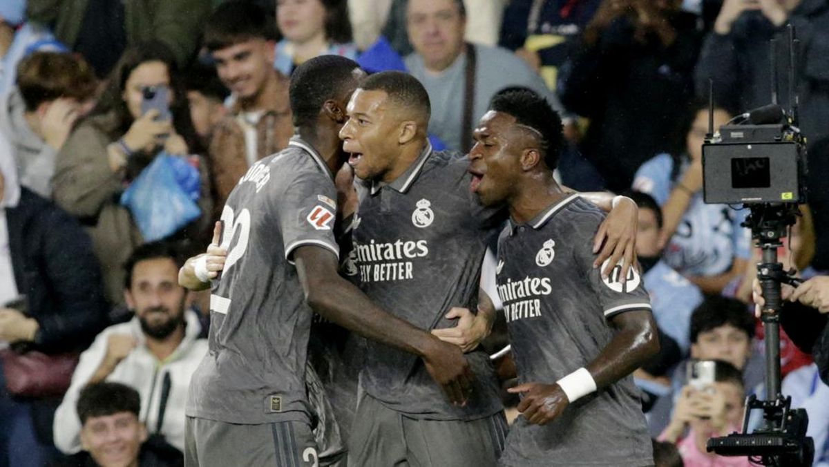 Selebrasi gol Kylian Mbappe, Vinicius Junior, dan Antonio Rudiger dalam pertandingan Liga Spanyol Real Madrid melawan Celta Vigo.