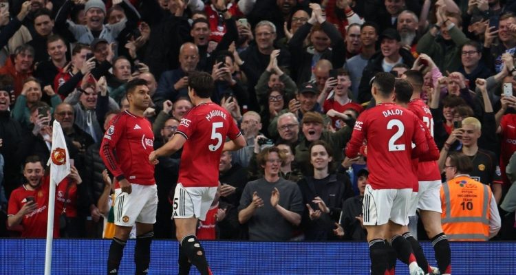 Manchester United Kalahkan Brentford 2-1, Satu Kaki Sudah di Liga Champions!