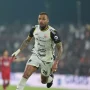Striker Persija Jakarta tampil impresif saat membawa timnya meraih kemenangan 0-2 atas Persijap sebagai modal penting jelang laga kontra Persib.