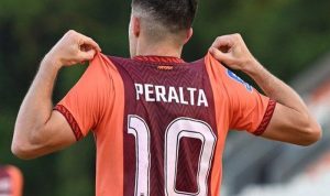 Mariano Peralta pemain Borneo FC Samarinda mengenakan jersey nomor 10 dalam kompetisi Super League 2025/2026.