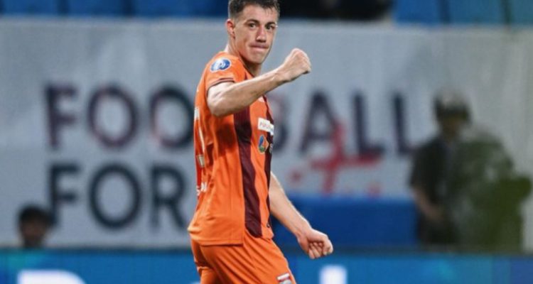 peralta-bursa-transfer-persija-jakarta.webp Rumor bursa transfer memanas, Peralta dikabarkan segera merapat dan memperkuat lini serang Persija Jakarta.