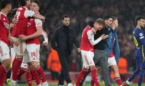 Arsenal akhirnya kembali ke partai puncak kompetisi tertinggi Eropa setelah memecahkan rekor penantian selama puluhan tahun.