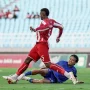 Aksi kerja keras pemain Persiba Balikpapan saat menghadapi Deltras Sidoarjo; kini tim fokus penuh menatap babak playoff.