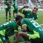 Selebrasi emosional pemain PSS Sleman di lapangan hijau setelah mencetak gol penting dalam perjalanan menuju Final Liga 2.