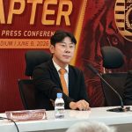 shin-tae-yong-pelatih-baru-persija.webp Shin Tae-yong saat menghadiri konferensi pers resmi sebagai pelatih baru Persija Jakarta.