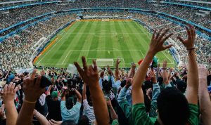 FIFA memberlakukan regulasi ketat terkait keamanan penonton, termasuk aturan membawa botol minum di area stadion Piala Dunia 2026.