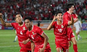 selebrasi-timnas-indonesia-u19-semifinal-piala-aff-u19.webp Para pemain Timnas Indonesia U-19 berselebrasi dengan gembira di lapangan setelah memastikan diri lolos ke babak Semifinal Piala AFF U-19.