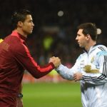 rivalitas-lionel-messi-dan-cristiano-ronaldo.webp Statistik mencatat Lionel Messi memiliki torehan yang lebih mentereng di panggung Piala Dunia dibandingkan rival utamanya.