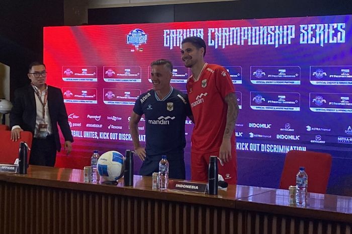 Potret Kevin Diks saat menghadiri agenda resmi skuad Garuda. Baru-baru ini ia blak-blakan mengakui peran krusial Jay Idzes di Timnas Indonesia.