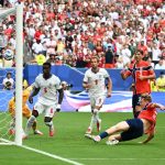 gol-jude-bellingham-bawa-inggris-ke-semifinal.webp Kemenangan dramatis timnas Inggris atas Norwegia dengan skor 1-2 yang memastikan langkah mereka ke babak semifinal.
