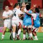 Para pemain Timnas Indonesia Putri bergembira dan berpelukan merayakan selebrasi kemenangan atas Laos di final AFF 2026