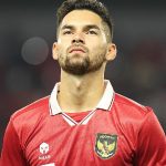 Pemain Timnas Indonesia Sandy Walsh yang dikabarkan resmi bergabung dengan klub Liga 1 Persib Bandung dengan kontrak hingga tahun 2029.