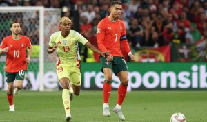 Pertahanan lini belakang Brasil bekerja ekstra keras membendung serangan Erling Haaland dalam laga krusial Piala Dunia 2026.