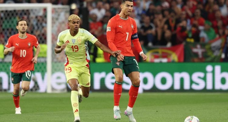 Duel sengit Portugal vs Spanyol mempertemukan intensitas tinggi antar raksasa Eropa di atas lapangan hijau.