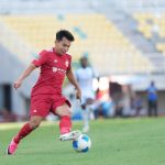 persija-jakarta-vs-arema-hasil-pertandingan.webp Pemain Persija Jakarta sedang menguasai bola dalam pertandingan melawan Arema FC.