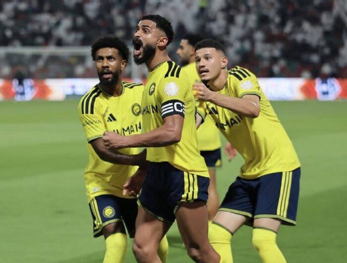 Selebrasi emosional para pemain Al Nassr usai melancarkan comeback gila melawan Al Ettifaq meski kehilangan satu pemain dan Cristiano Ronaldo ditarik keluar