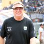 Robert Rene Alberts, mantan pelatih Persib Bandung yang namanya terseret kasus ban FIFA