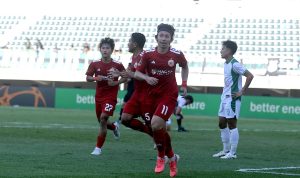 Pemain Persija Jakarta melakukan selebrasi usai mencetak gol ke gawang PSMS Medan di ajang Piala Presiden.