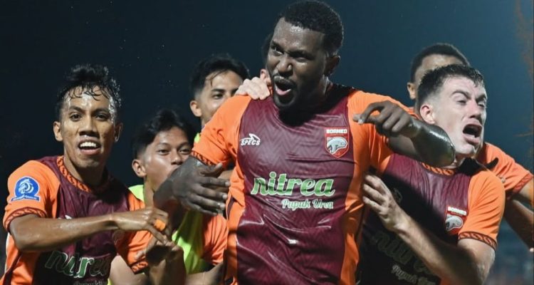 selebrasi-pemain-borneo-fc-afc-challenge-league.webp Para pemain Borneo FC melakukan selebrasi penuh semangat dalam pertandingan kompetisi AFC Challenge League 2026/2027.