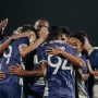 Selebrasi pemain Persib Bandung usai mencetak gol jelang laga play-off ACL 2.