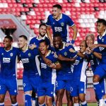 klub-super-league-termahal-nilai-pasar-tertinggi.webp Selebrasi penuh kegembiraan para pemain Persib Bandung. Skuad bertabur bintang menjadikan mereka salah satu klub Super League dengan nilai pasar (*market value*) tertinggi.