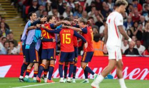 inggris-vs-spanyol-selebrasi-gol-la-furia-roja.webp Para pemain Timnas Spanyol merayakan gol dalam pertandingan sengit Inggris Vs Spanyol.