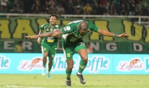 selebrasi-gol-alex-martins-persebaya-surabaya.webp Selebrasi Alex Martins usai mencetak gol tunggal kemenangan Persebaya Surabaya atas PSIM Yogyakarta.