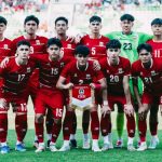 Skuad Timnas Indonesia U20 berpose sebelum laga krusial menghadapi Australia yang memastikan tiket ke Piala Asia 2027.