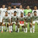 fifa-asean-cup-2026-timnas-indonesia-target-100-besar-dunia.webp Skuad Timnas Indonesia berfoto bersama sebelum pertandingan dimulai dalam ajang FIFA ASEAN Cup 2026.