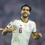 selebrasi-mikel-merino-gol-spanyol-vs-kroasia.webp Selebrasi Mikel Merino saat membela timnas Spanyol melawan Kroasia setelah mencetak gol.