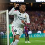 Selebrasi Kylian Mbappe setelah mencetak gol saat Real Madrid mengalahkan Barcelona 1-2.