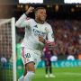 Selebrasi Kylian Mbappe setelah mencetak gol saat Real Madrid mengalahkan Barcelona 1-2.